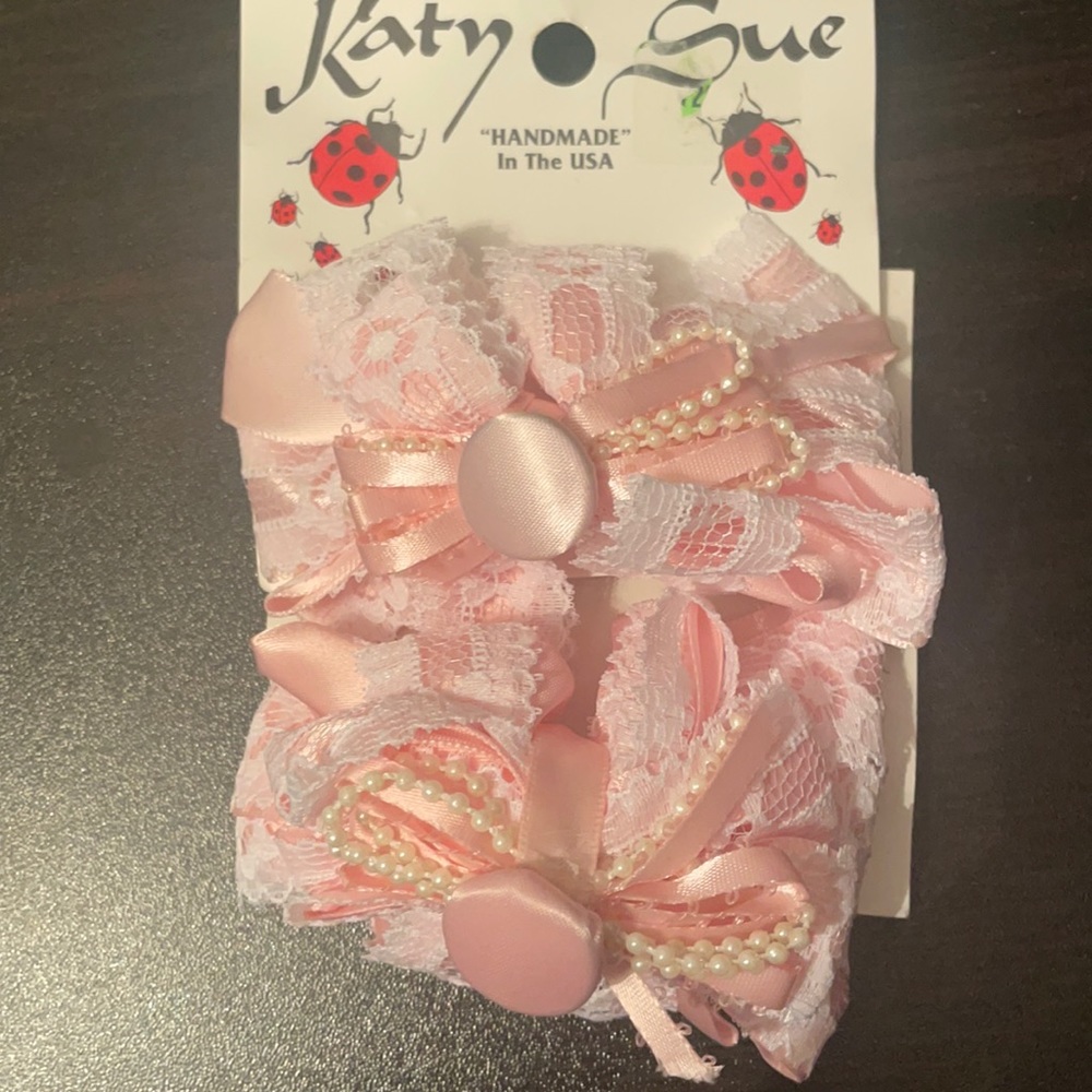 Hair bows